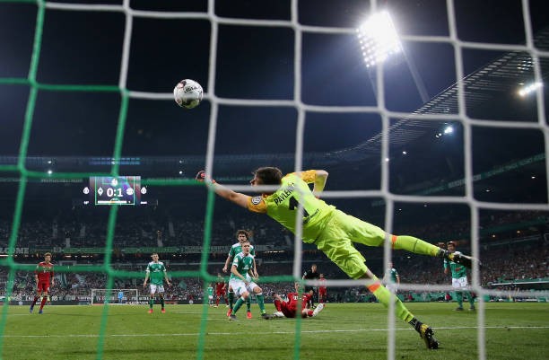 'Cầm vàng suýt để vàng rơi', Bayern nghẹt thở ghi tên vào chung kết - Bóng Đá