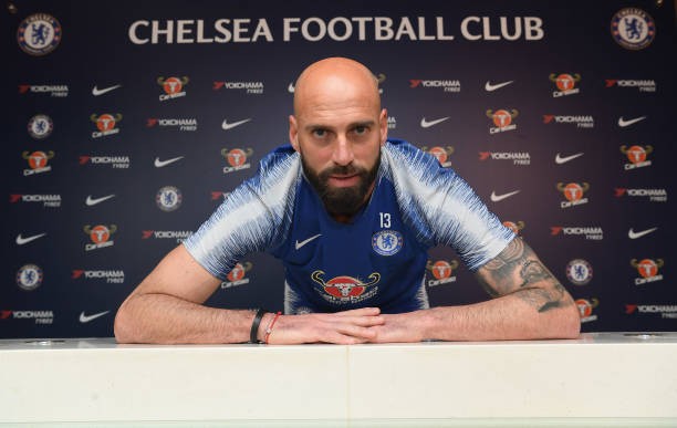 Willy Caballero gia hạn hợp đồng - Bóng Đá