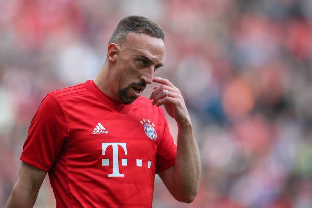 Nghĩa cử cao đẹp, Bayern đi gần 400km để đá từ thiện - Bóng Đá