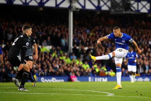 Liên tiếp chấn thương, sao Brazil khiến 'ác mộng' của Man Utd phải đau đầu - Bóng Đá