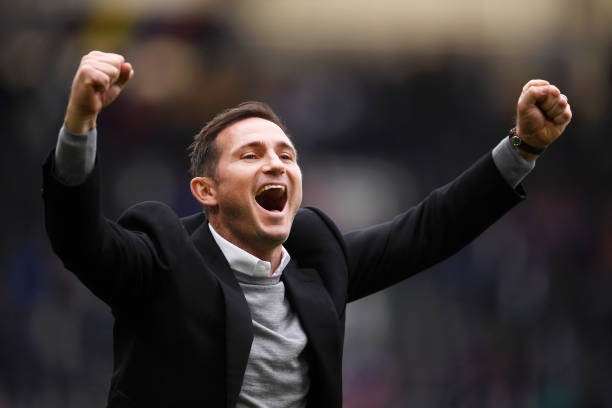 Frank Lampard tham dự vòng thăng hạng - Bóng Đá