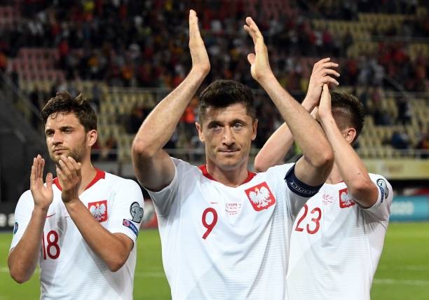 Đàn em liên tục tỏa sáng, Lewandowski không còn là 'số 1' ở Ba Lan - Bóng Đá