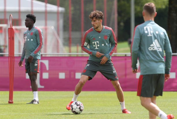 Đôi cánh 'huyền thoại' rạng rỡ trong những ngày tháng cuối cùng bên cạnh nhau - Bóng Đá