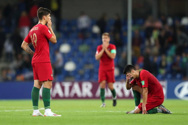 Vô địch châu Âu, đàn em Ronaldo vẫn 'sấp mặt' tại vòng bảng World Cup - Bóng Đá