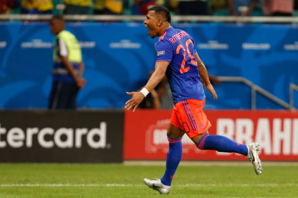 Tấn công nhiều không ghi bàn, Argentina gục ngã cay đắng ngày ra quân - Bóng Đá