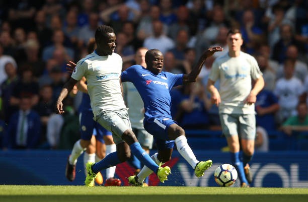 Arsenal sa lầy tại Goodison Park là vì một 