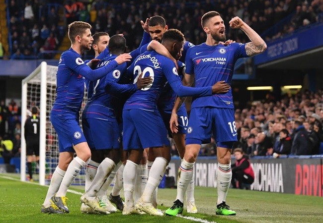 chelsea sẽ gia hạn giroud - Bóng Đá