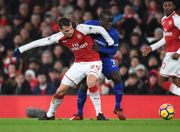 Granit Xhaka sắp có con - Bóng Đá