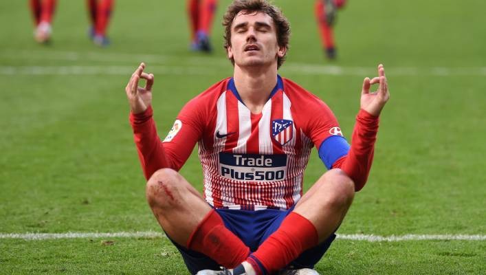 Quên Antoine Griezmann đi, Liverpool nên dốc sức chiêu mộ 