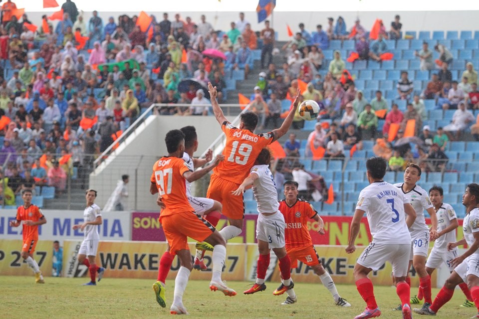 TRỰC TIẾP SHB Đà Nẵng vs HAGL (1-0): Anh Tuấn mở tỷ số - Bóng Đá