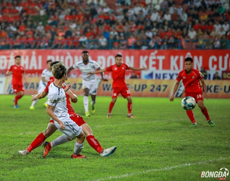 HAGL cần một cú hích trên băng ghế huấn luyện - Bóng Đá