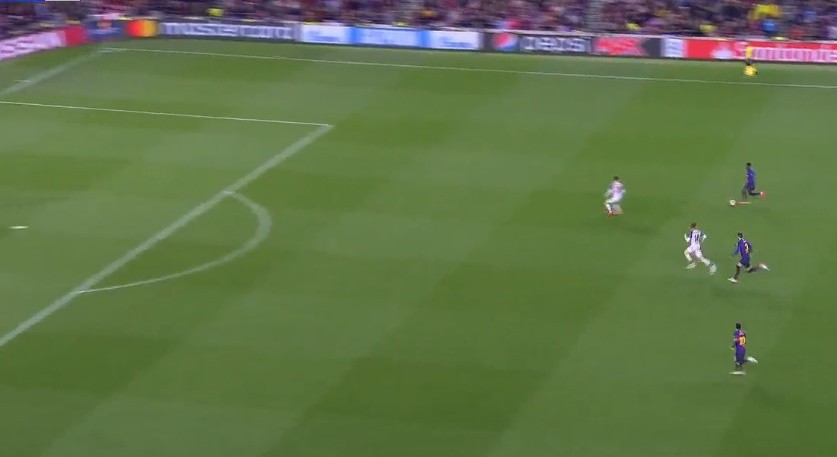 Phản ứng của Messi khi Dembele bỏ lỡ cơ hội - Bóng Đá