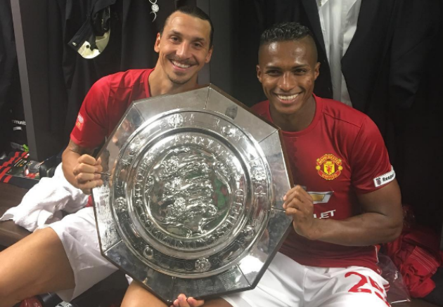 10 thành tựu vĩ đại của Valencia với Man Utd: Người Nam Mỹ đầu tiên! - Bóng Đá