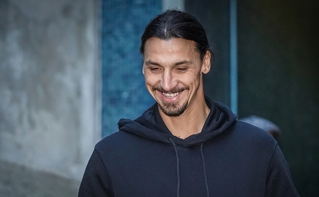 Ảnh Ibrahimovic ra mắt AC Milan - Bóng Đá