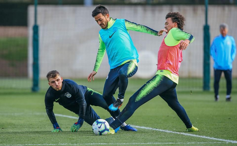 Man City tập  - Bóng Đá