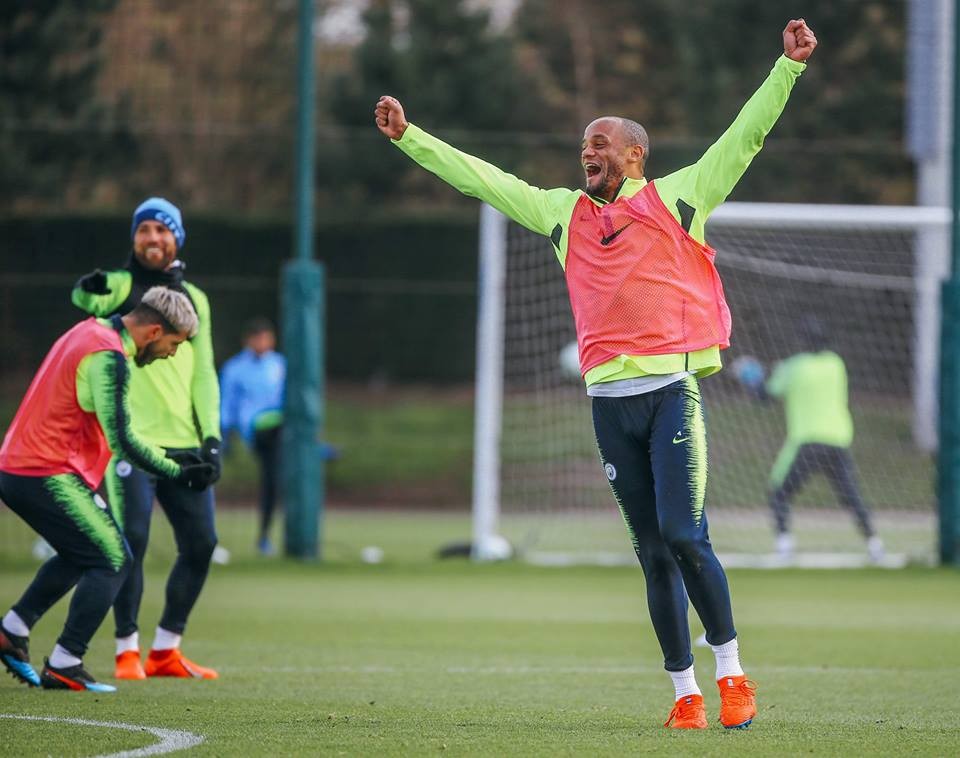 Man City tập  - Bóng Đá