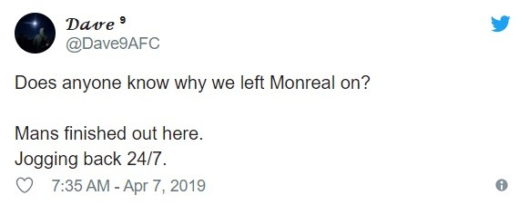 Fan Arsenal đuổi Monreal - Bóng Đá