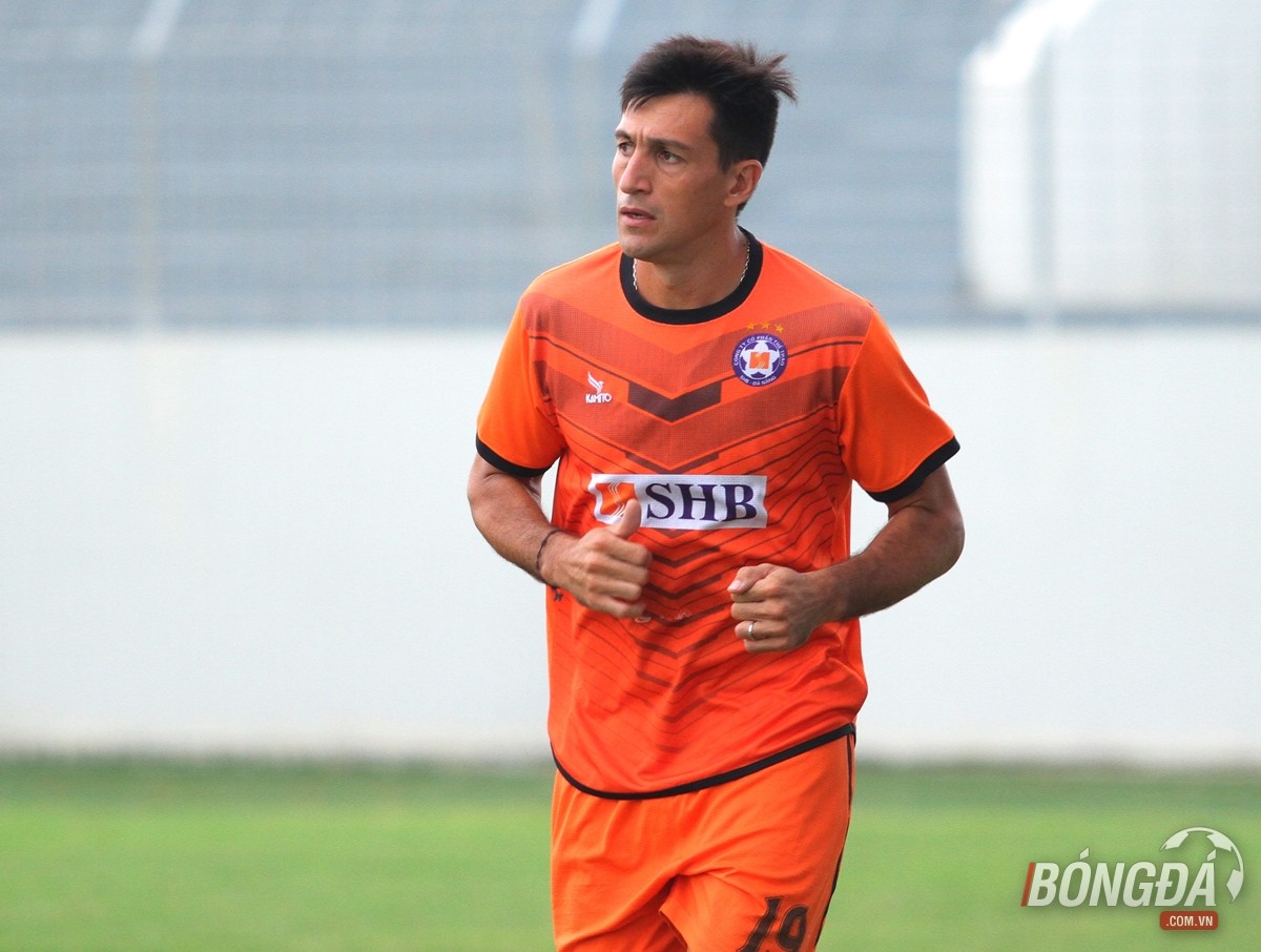 Đức Chinh tiếp tục gánh vác hàng công SHB Đà Nẵng trước Hải Phòng - Bóng Đá