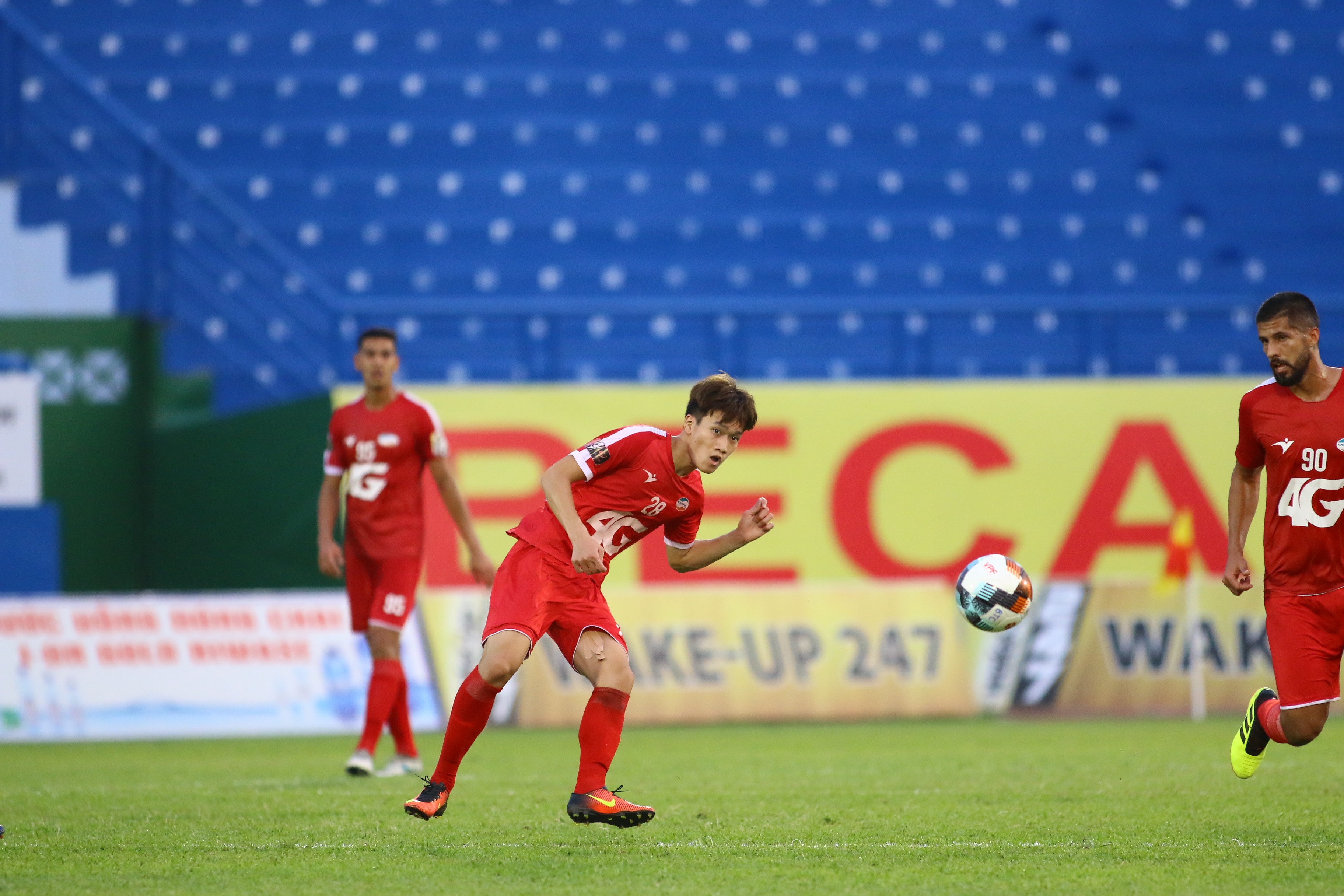 19h00 ngày 13/04, Viettel vs Nam Định: Lợi khẳng định của tân binh - Bóng Đá
