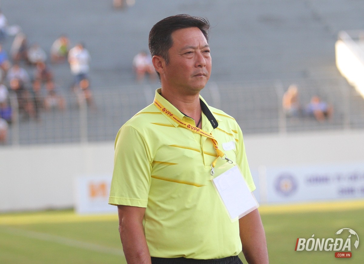 Sau đồng hương thầy Park, đến lượt Huỳnh Đức than trời về trọng tài - Bóng Đá