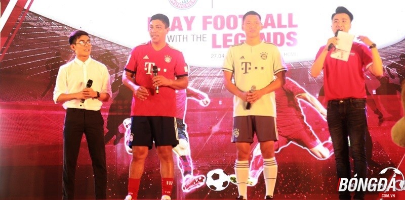 Đến Việt Nam, huyền thoại Bayern và Anh Đức khiến NHM 