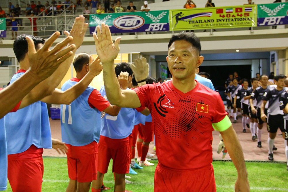 Lão tướng Thiên Long thắng giòn giã tại Thái Lan - Bóng Đá