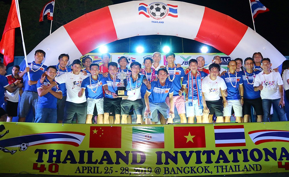 Thiên Long vô địch giải lão tướng tại Thái Lan - Bóng Đá