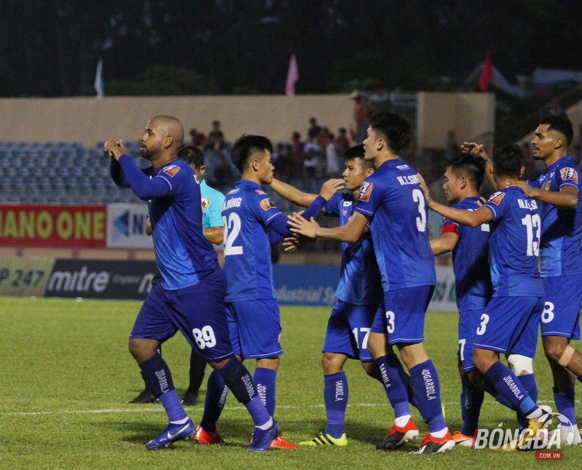 HLV Hoàng Văn Phúc nói gì về sai lầm của cựu thủ môn ĐT Việt Nam? - Bóng Đá