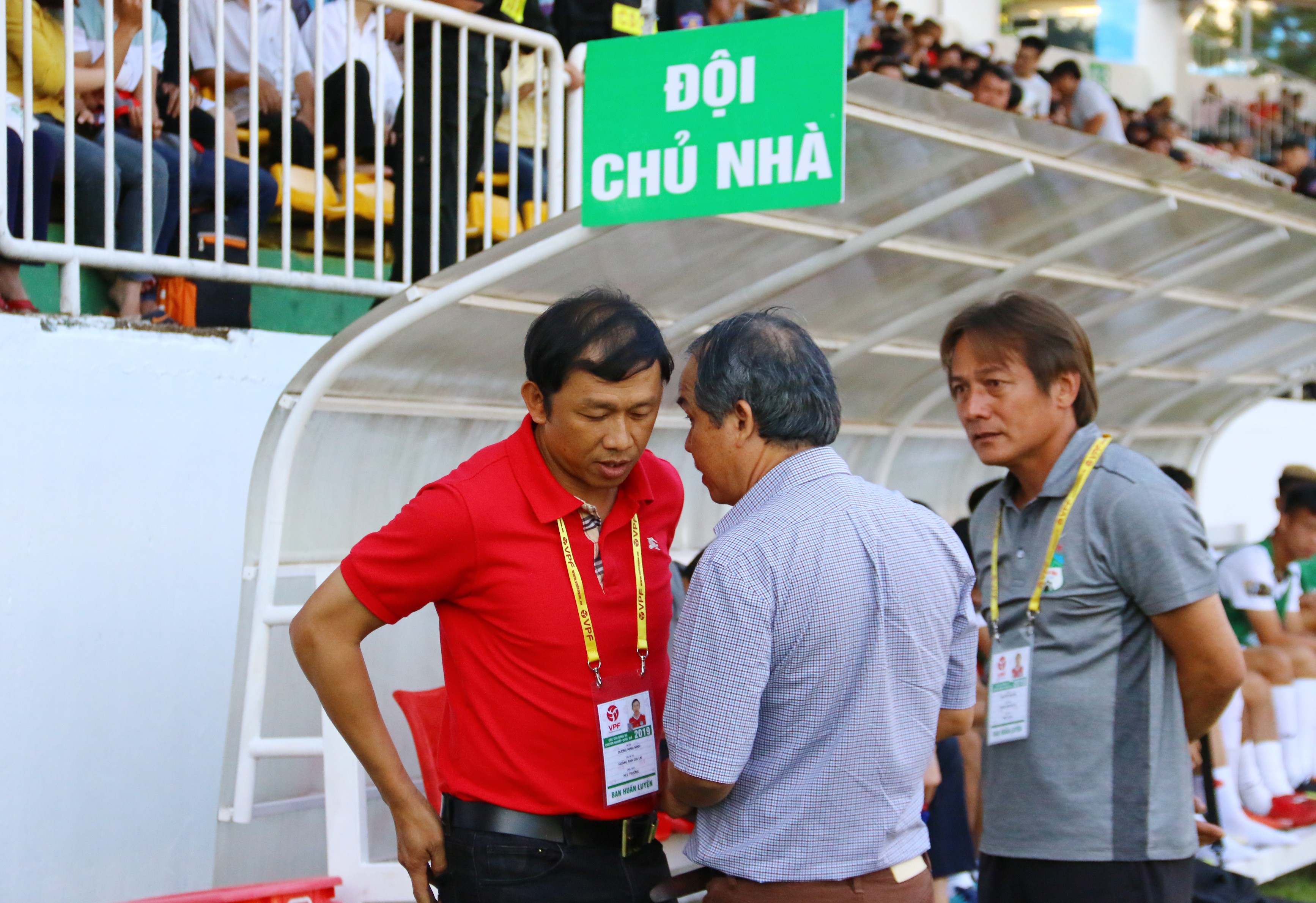 HAGL tiết lộ thông tin thay tướng? - Bóng Đá