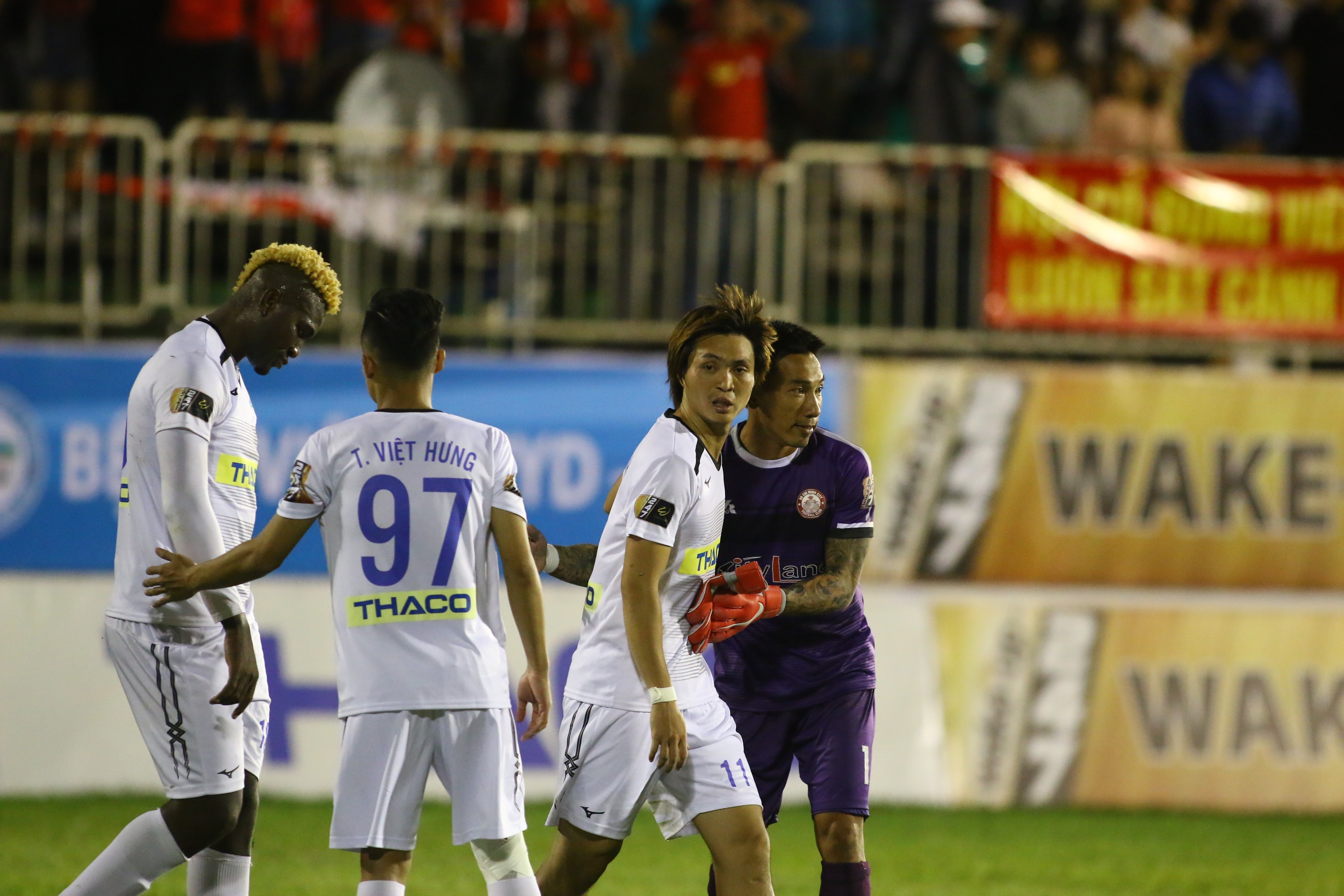 TRỰC TIẾP Viettel 0-0 HAGL: Tuấn Anh, Minh Vương đấu Hoàng Đức, Tiến Dũng - Bóng Đá
