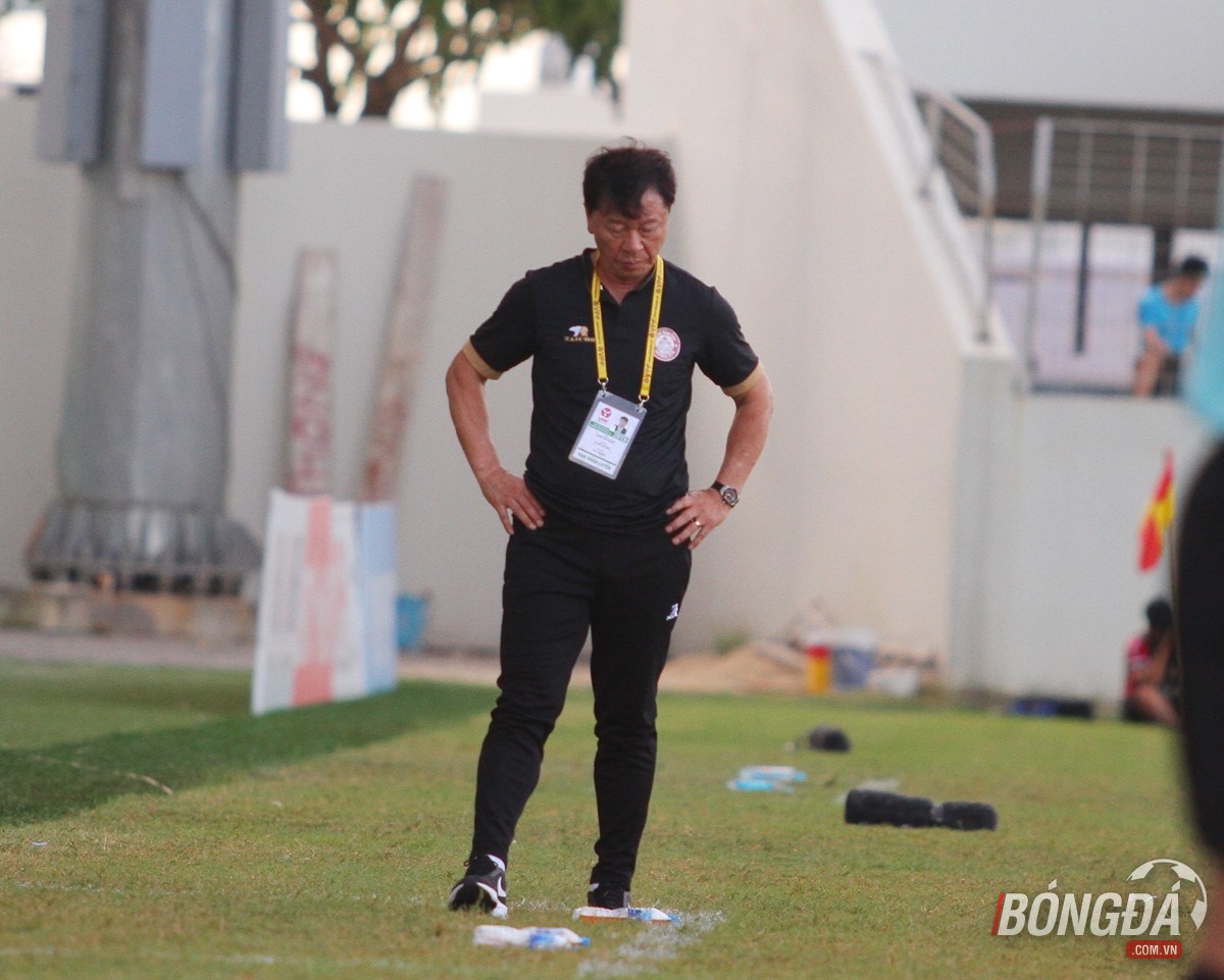 HLV Chung Hae Soung lên tiếng khi TP.HCM vắng bóng ở ĐT Việt Nam - Bóng Đá