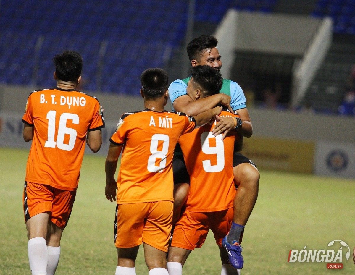 Đà Nẵng vs TP.HCM - Bóng Đá