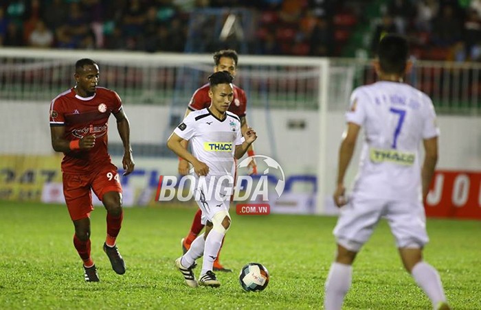 TRỰC TIẾP HAGL 0-2 TP.HCM (H2): Chủ nhà tấn công tổng lực - Bóng Đá
