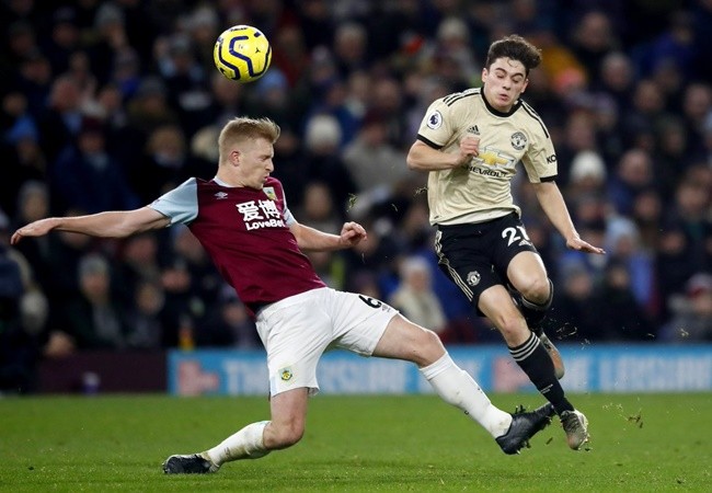 Nguy cơ mất 'mad dog' lẫn Maguire, Man Utd lấy gì đấu Man City? - Bóng Đá