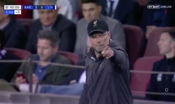 Alisson từ chối mệnh lệnh lên tấn công của Klopp - Bóng Đá