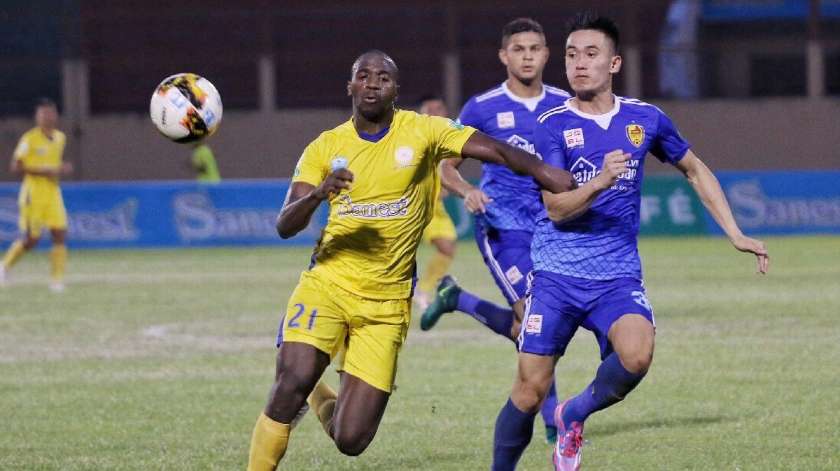 Sanna Khánh Hoà lận đận ở V-League 2019: Khi Ngựa ô mắc cạn! - Bóng Đá