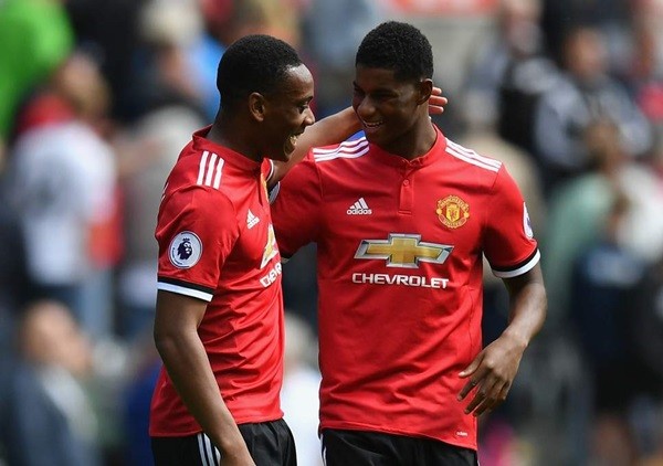 Kịch bản nào đáng được chờ đợi trong trận đại chiến giữa Man United và Liverpool? - Bóng Đá