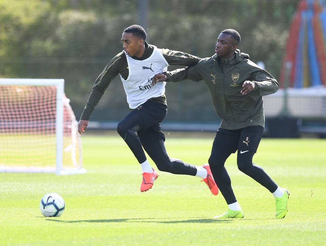 Arsenal tập - Bóng Đá