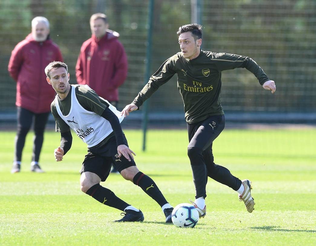 Arsenal tập - Bóng Đá