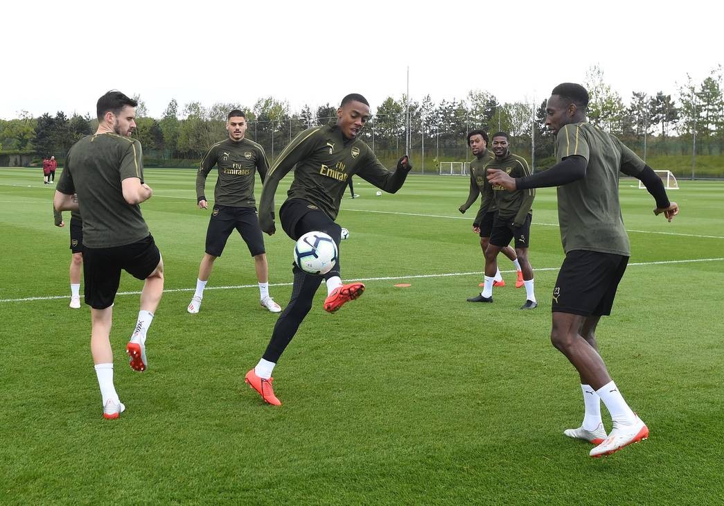 Arsenal tập - Bóng Đá