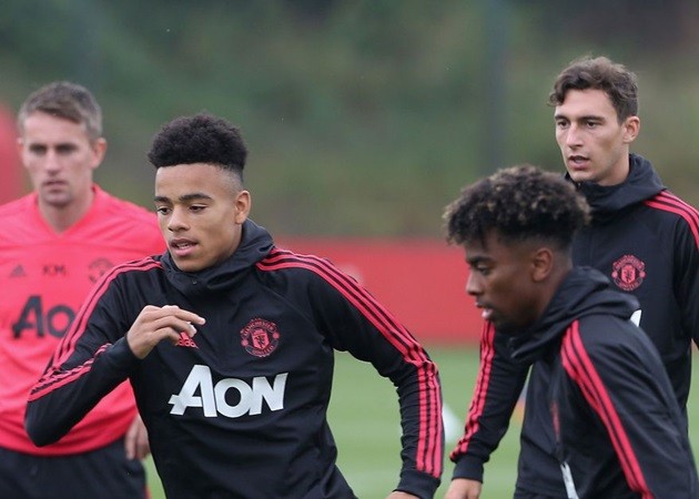 Man Utd mang 8 sao mai học viện đến đất Pháp: Khi người ta trẻ... - Bóng Đá