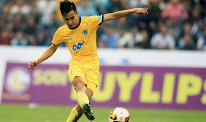 Vũ Minh Tuấn tỏa sáng, FLC Thanh Hóa trở lại top 3 - Bóng Đá