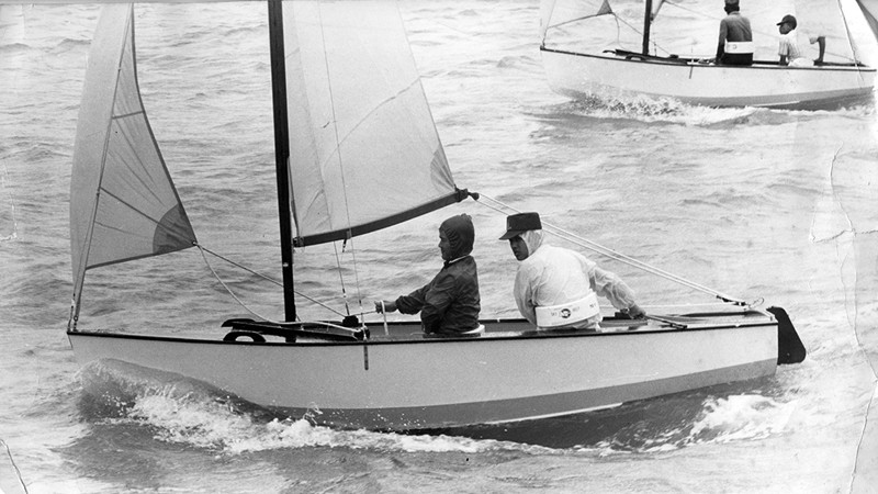 Nhà vua Thái Lan quan tâm đến thể thao như thế nào? - Bóng Đá