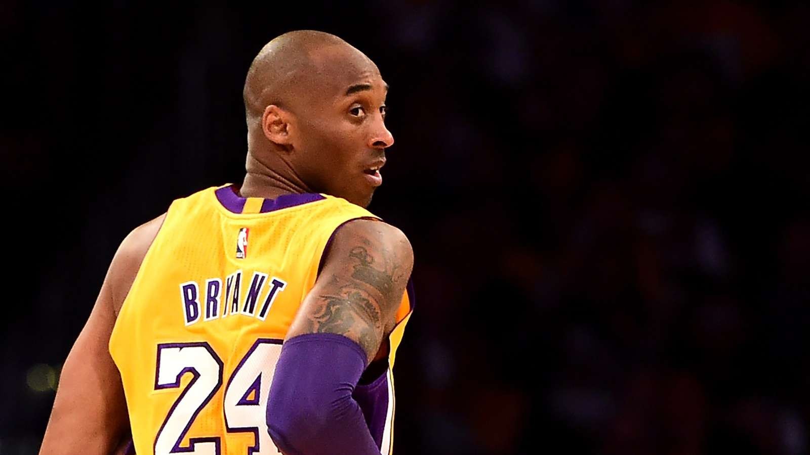 Football stars pay tribute to Kobe Bryant after basketball hero dies in helicopter crash - Bóng Đá