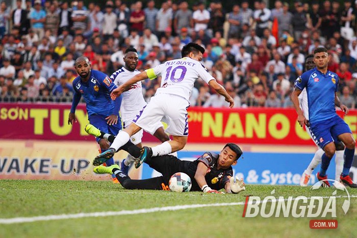 TRỰC TIẾP Quảng Nam 0-0 CLB Hà Nội (Hết H1): Hà Nội chưa có cơ hội rõ rệt - Bóng Đá