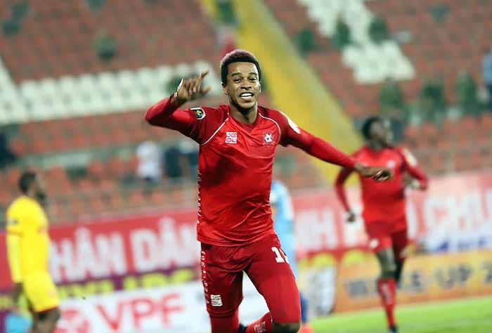 Đội hình tiêu biểu vòng 3 V-League: Sao Việt kiều toả sáng, Maldini ĐNA có tên - Bóng Đá