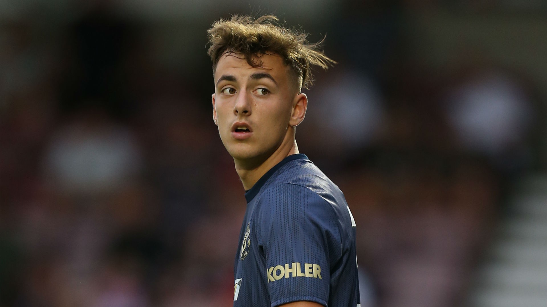 Lee O'Connor on Mata - Bóng Đá