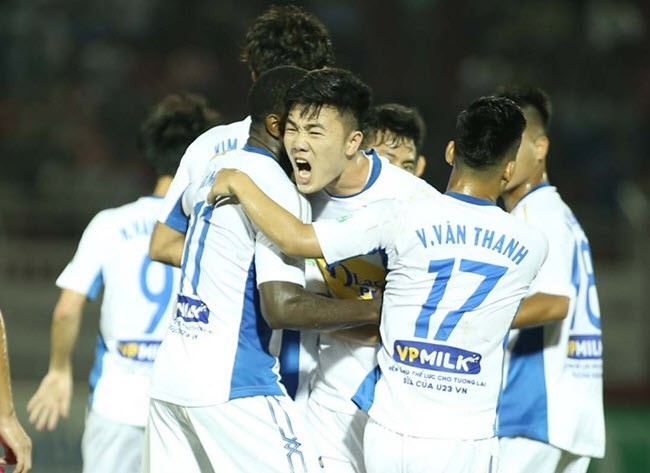 17h00 ngày 23/02, Sanna Khánh Hòa vs HAGL: Phố Núi 