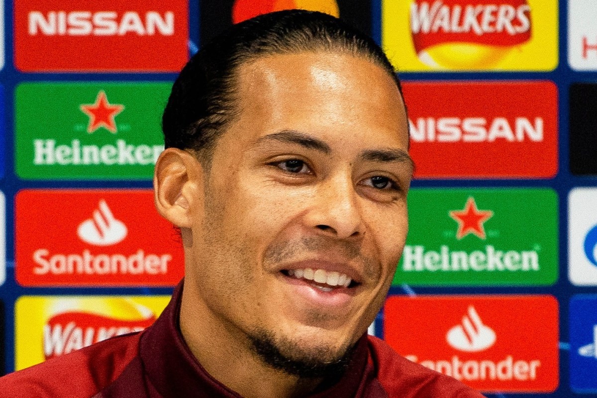 Van Dijk chọn Sterling vậy tiền đạo Man City chọn ai? - Bóng Đá