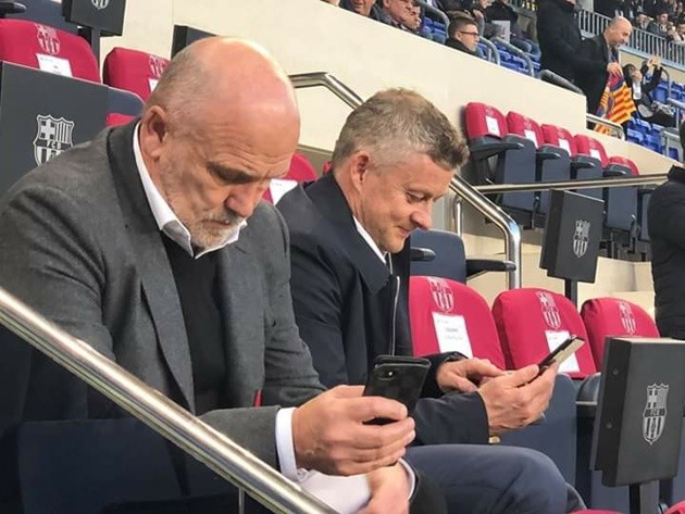 Lo tương lai MU, Solskjaer dự khán và tận mắt chứng kiến phong độ hủy diệt của Messi - Bóng Đá